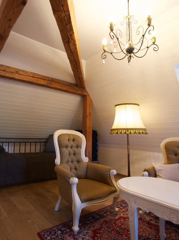 Fotografa Apartamenti Kuldīga Szoba fotó